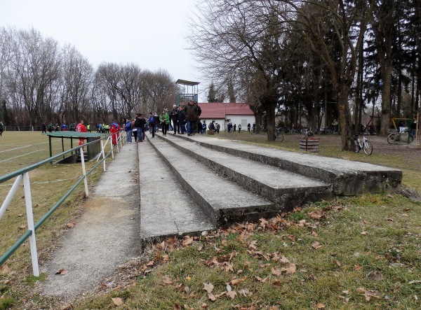 Lébényi Sportpálya - Lébény