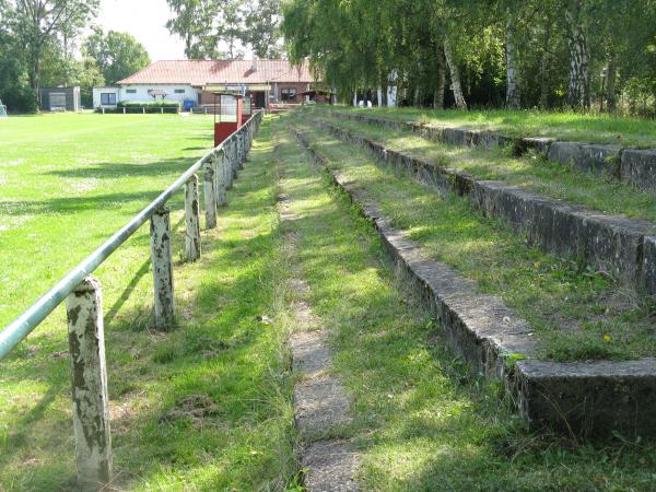 06-Platz im Sportpark Hildesheim - Hildesheim