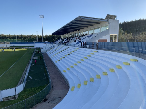 Estádio Engenheiro Sílvio Henriques Cerveira - Anadia