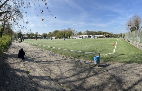 Zentrale Sportanlage Herxheim Platz 2 - Herxheim bei Landau