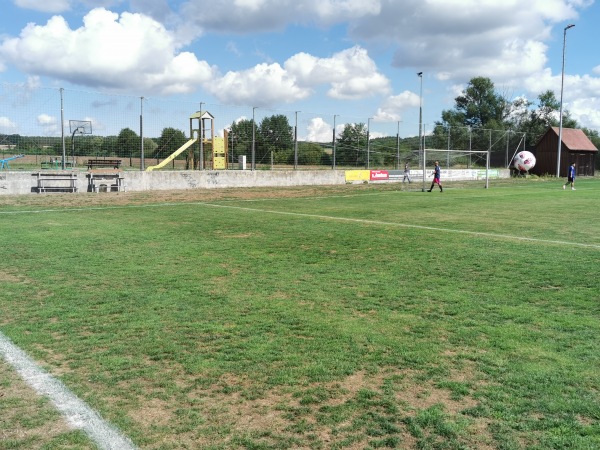 Sportanlage Walsdorfer Straße - Burgebrach-Oberharnsbach