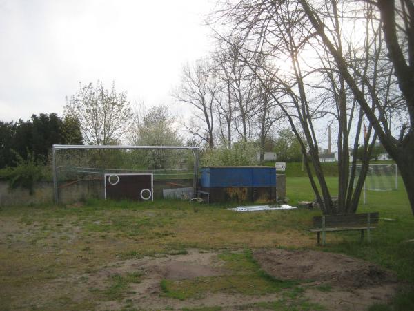 Sportplatz Meseberg - Niedere Börde-Meseberg
