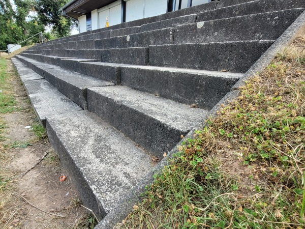 Sportplatz Bornweg - Ludwigsau-Meckbach