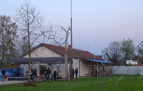 Nogometno igralište Koška - Koška