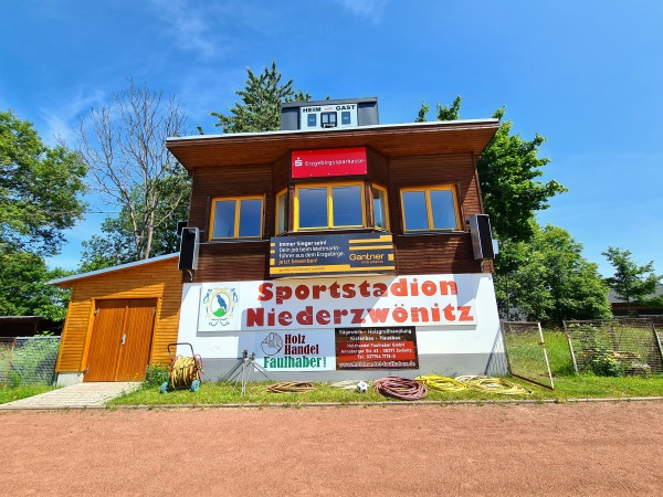 Sportstadion Niederzwönitz - Zwönitz-Niederzwönitz