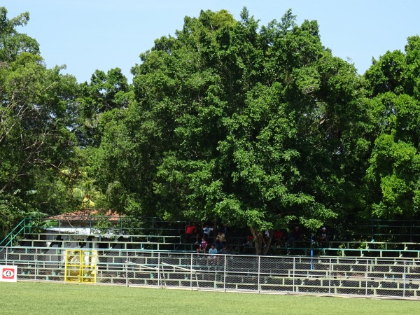 Polideportivo de Chapeltique - Chapeltique