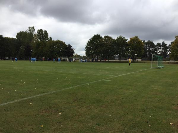 Sportanlage Waldstraße - B112er-Platz - Eisenhüttenstadt