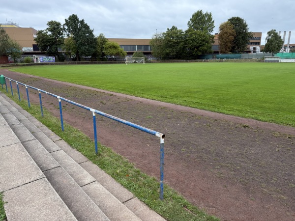 Dr.-Hermann-Schnell-Sportplatz - Hamburg-Altona