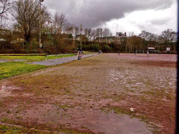 Sportplatz Am Schallacker - Dortmund-Hörde