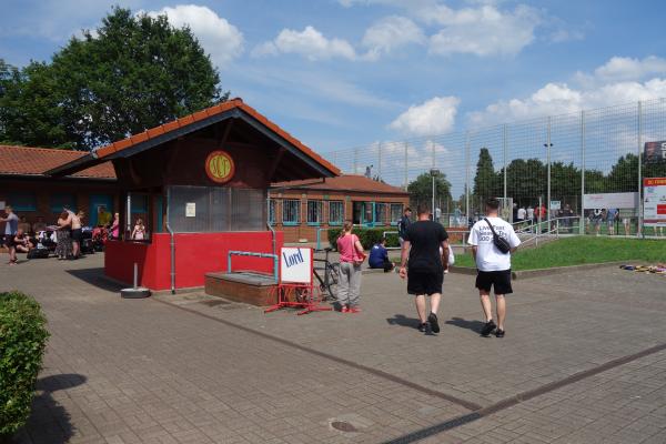 Bezirkssportanlage Schemmannsfeld Platz 2 - Essen/Ruhr-Frintrop