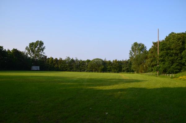 Sportplatz an der A1 - Nettersheim-Engelgau
