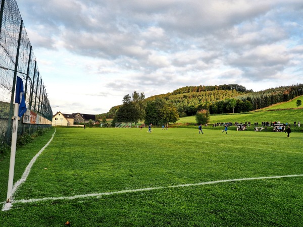 Sportplatz Caller Straße - Meschede-Wallen