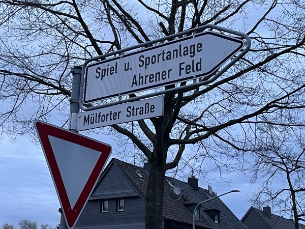 Sportanlage Ahrener Feld - Mönchengladbach-Giesenkirchen