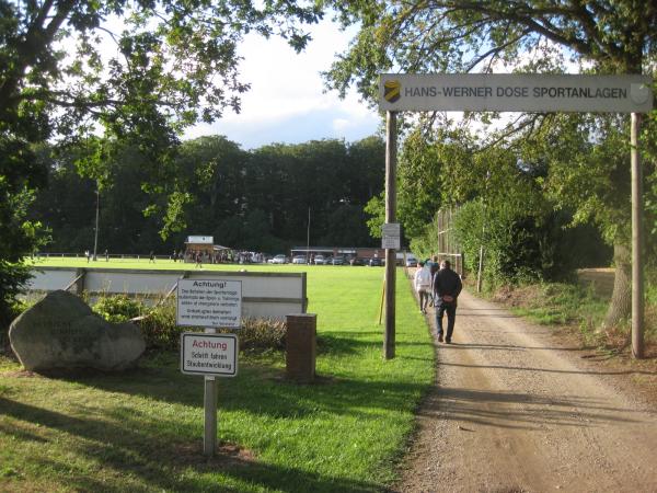 Hans-Werner-Dose-Sportanlagen - Bösdorf-Oberkleveez