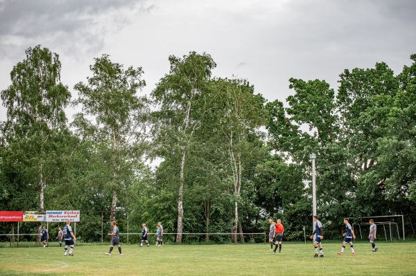 Sportplatz an der Floßmühler Höh' - Grünhainichen-Borstendorf
