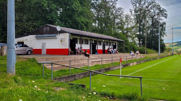 Weinrosen-Sportplatz - Konz-Oberemmel