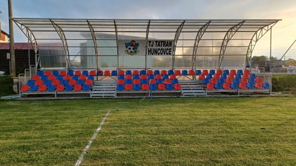 Futbalové ihrisko Huncovce - Huncovce