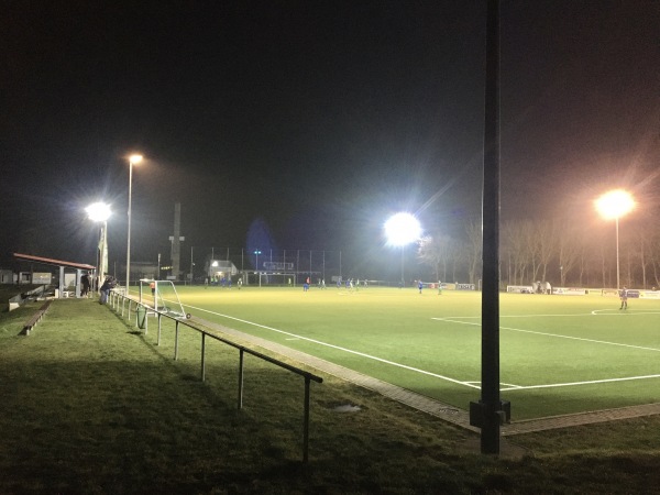 Sportanlage an der alten B80 Platz 2 - Salzatal-Bennstedt