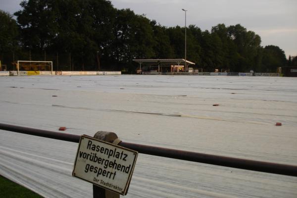 Sportanlage Schüttorfer Straße - Nordhorn-Siedlung Bahnübergang