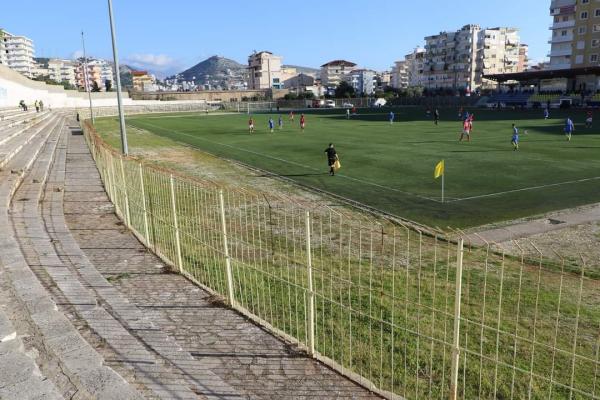 Stadiumi Andon Lapa - Sarandë