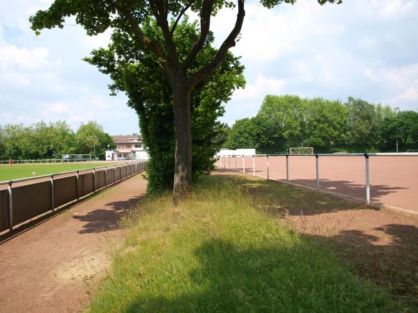 Bezirkssportanlage In den Heuwiesen - Recklinghausen-Hillen