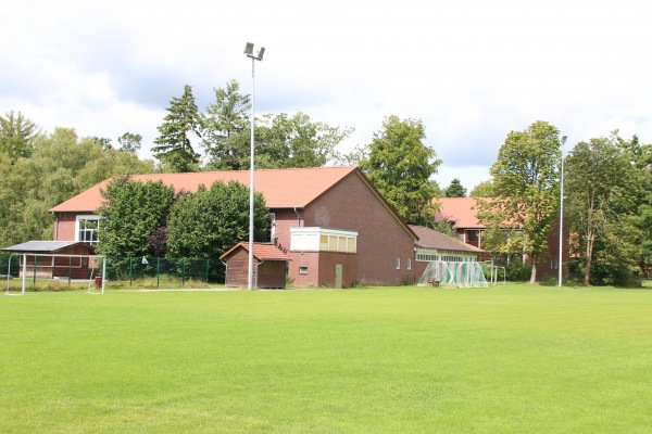 Sportplatz an der Schule - Varel-Büppel