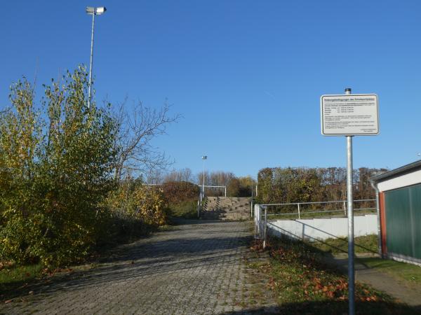 Schulsportplatz - Sickte