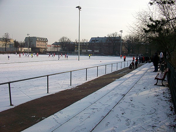 Sochos-Sportplatz - Berlin-Steglitz