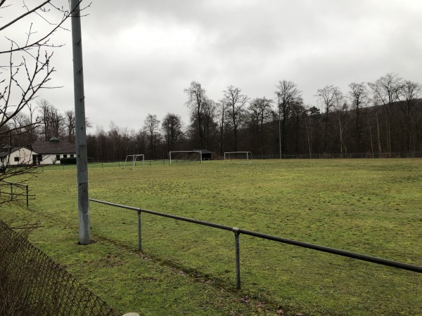 Sportplatz am Hellenberg - Niedernhausen-Engenhahn