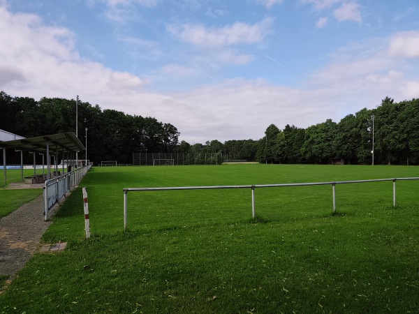 Sportanlage Stangenweg Platz 2 - Salzkotten-Thüle
