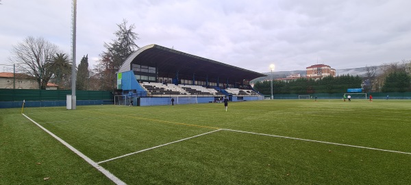 Campo de Fútbol Santa Bárbara - Galdakao, PV