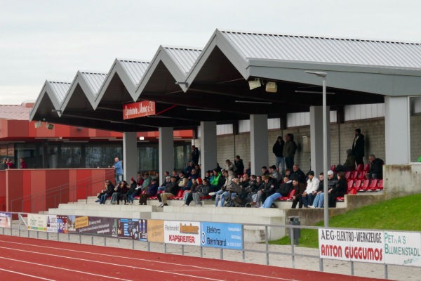 Stadion Tratteilstraße - Mering