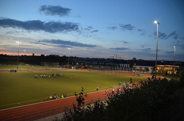 Bezirkssportanlage Sürther Feld Ostplatz - Köln-Sürth