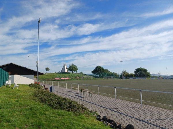 Sportplatz Am Buchholz - Mengerskirchen-Winkels