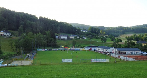 Sportanlage in den Waldhäusern - Helfenberg