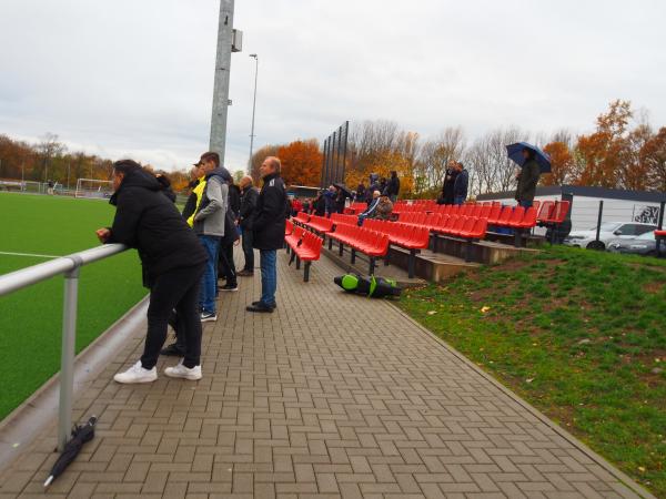 Heinrich-Hamacher-Sportpark Platz 2 - Duisburg-Neumühl