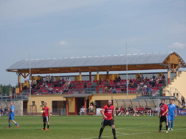 Stadion w Gaciu - Gać