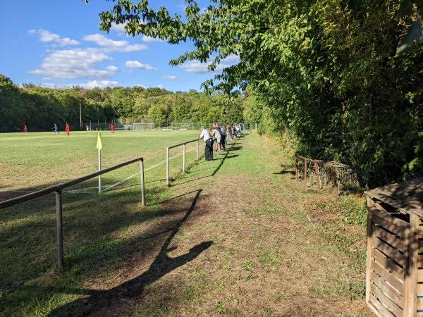 Sportplatz Hesselnberg - Calden-Meimbressen