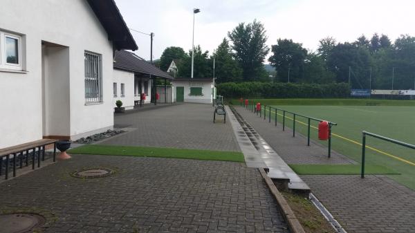 Sportplatz Moltkestraße - Kreuztal-Ernsdorf