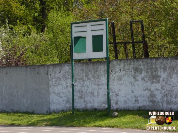 Tsentralnyi stadion - Velyki Hai