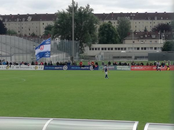 Stadion der Stadt Linz Nebenplatz - Linz