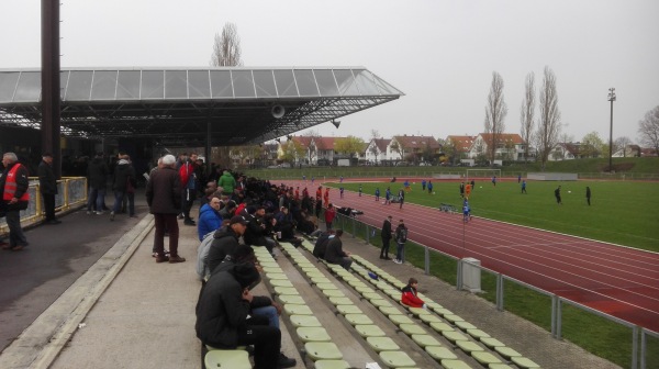 Stadion im Sport- und Freizeitzentrum Leinfelden - Leinfelden-Echterdingen