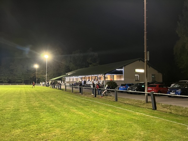Waldstadion Nebenplatz - Stutensee-Staffort