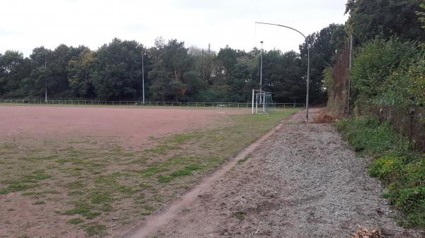 Stadion Roschdohler Weg B-Platz - Neumünster-Einfeld