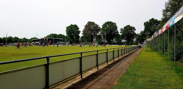 Sportpark Het Midden - DOS '37 - Twenterand-Vriezenveen