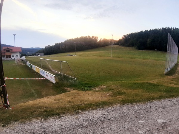 Schloßbergstadion Nebenplatz - Kollnburg