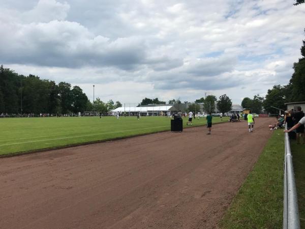 Sportanlage an der B3 - Renchen