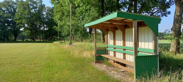 Ostestadion B-Platz - Tiste
