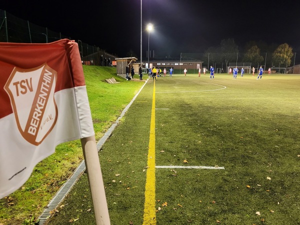 Sportzentrum Berkenthin B-Platz - Berkenthin