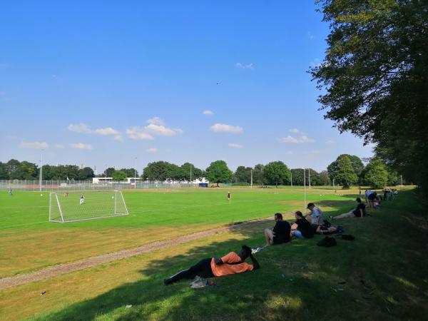 Bezirkssportanlage Kuhhirten Platz 6 - Bremen-Buntentor